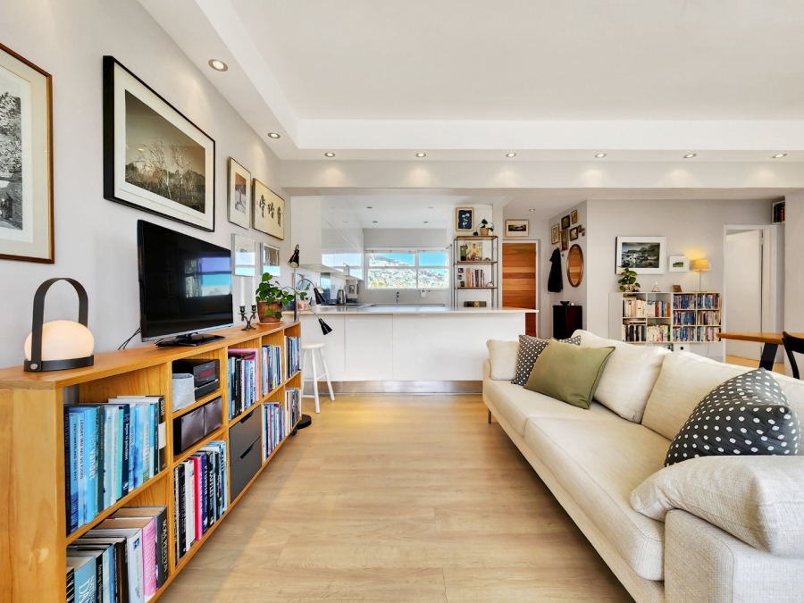 2 Bedroom Property for Sale in Sea Point Western Cape
